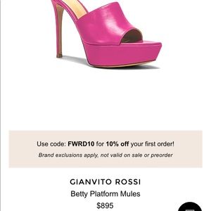 Selling some brand new pair of Gianvito Rossi Milano pink betty platform mules